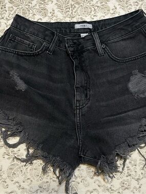 Forever 21 Black Distressed Frayed Hem Denim Shorts